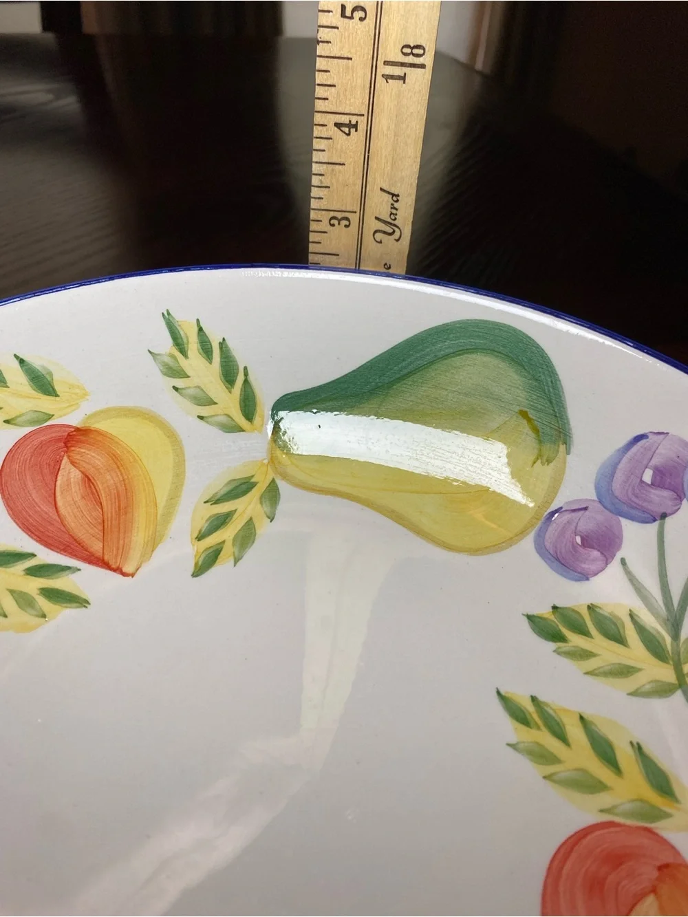 Artist’s Touch Orchard Jubilee 10 inch serving bowl fruit motif